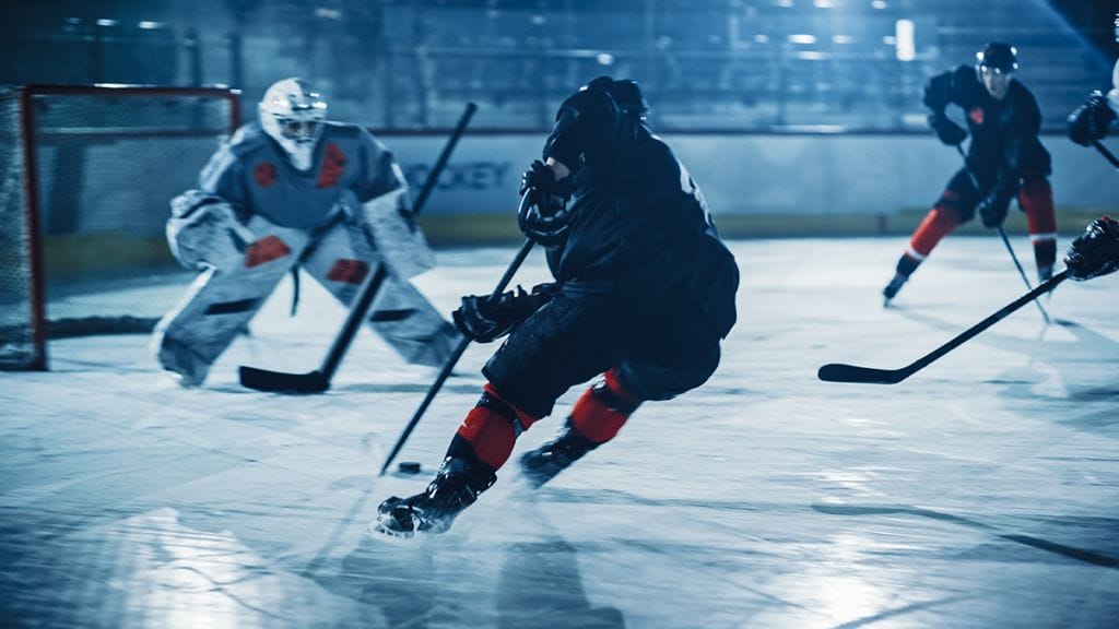 Tailored Training Programs for College Athletes 3 hockey